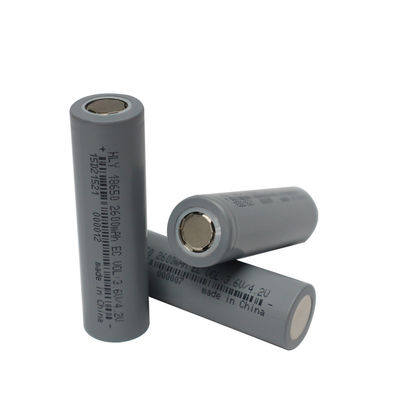باتری لیتیومی قابل شارژ کوچک 2600mah 18650 برای ماشین های اسباب بازی